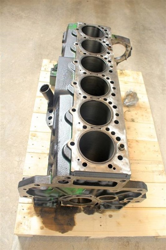 Sonstiges Traktorzubehör des Typs John Deere 7810  Motorblok, Gebrauchtmaschine in Viborg (Bild 5)