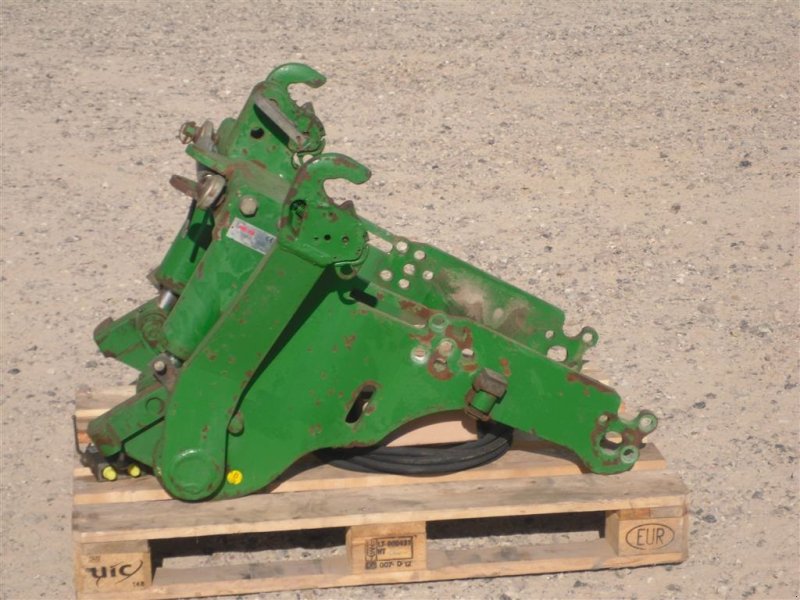 Fronthydraulik des Typs HE-VA 36,01 til JD 6520-7530, Gebrauchtmaschine in Bjerringbro (Bild 1)