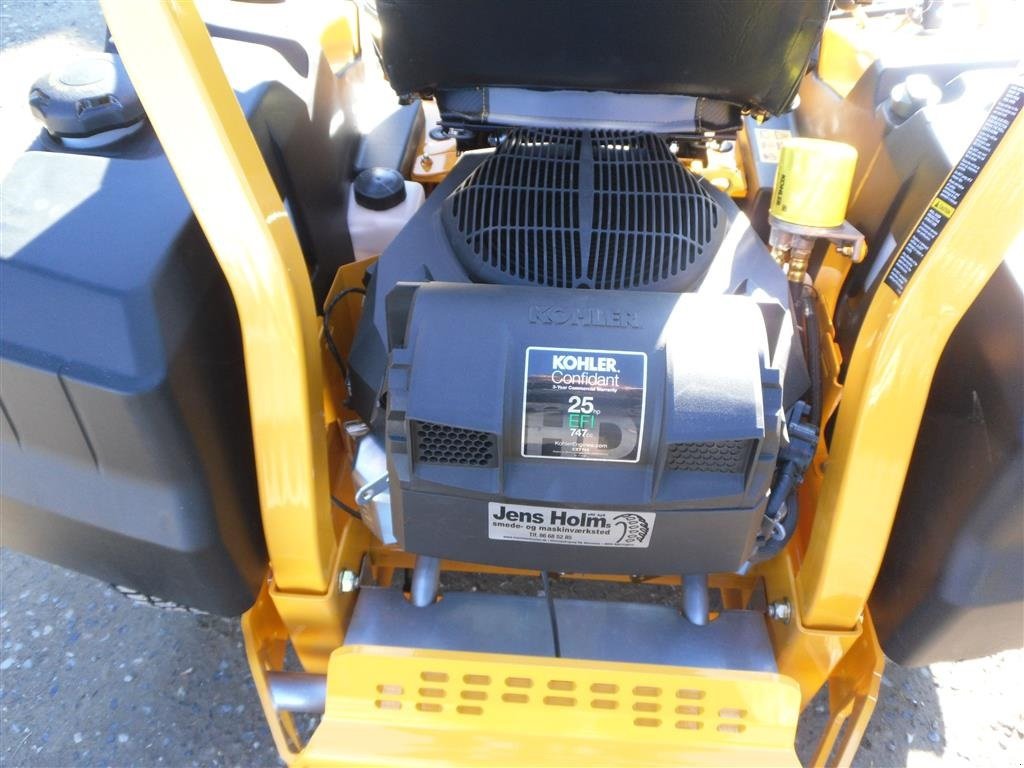 Sitzrasenmäher des Typs Cub Cadet PRO Z1 122 m/ svejst klippe-bord, Gebrauchtmaschine in Bjerringbro (Bild 7)