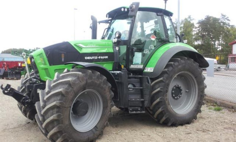 Traktor des Typs Deutz-Fahr Agrotron 7250 TTV, Gebrauchtmaschine in Västerås (Bild 1)