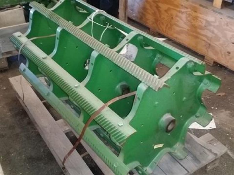 Sonstige Mähdrescherteile des Typs John Deere tröskcylinder, Gebrauchtmaschine in Västerås (Bild 1)