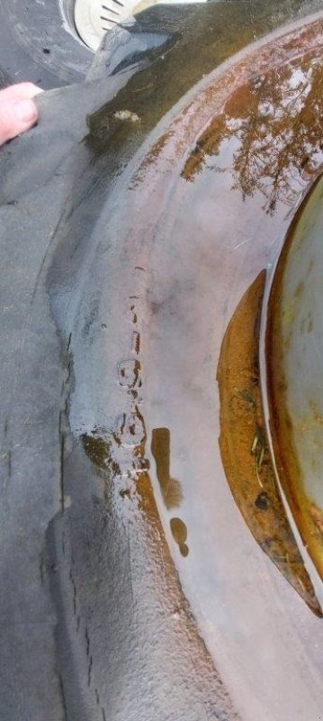 Reifen des Typs Toyo 16.9*24, Gebrauchtmaschine in Tinglev (Bild 5)