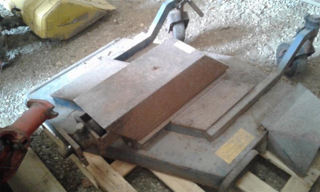 Straßenkehrmaschine des Typs Sonstige gammel, Gebrauchtmaschine in Glamsbjerg (Bild 3)