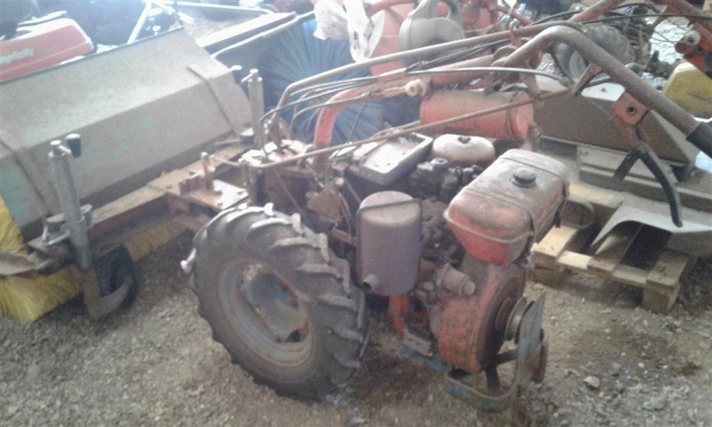 Straßenkehrmaschine des Typs Sonstige gammel, Gebrauchtmaschine in Glamsbjerg (Bild 4)