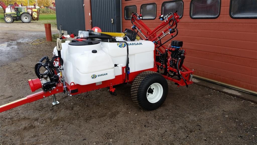 Weinbauspritze des Typs Bargam T-Pro Plus 700 GMX 6 m, Gebrauchtmaschine in Sabro (Bild 2)