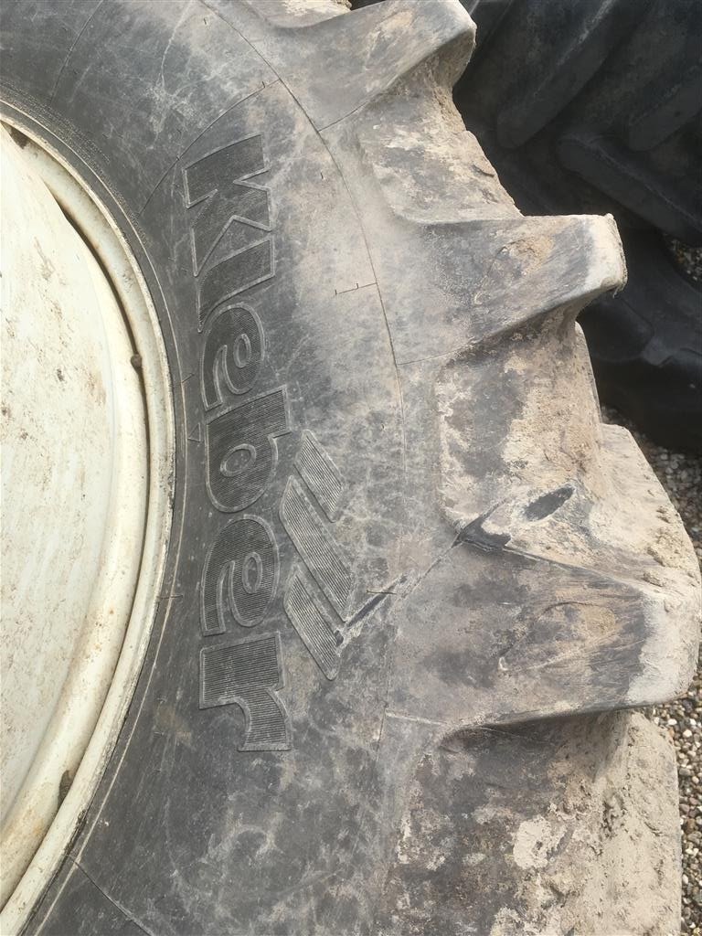 Reifen des Typs Kleber 620/70R42  - SOM NYE - 85% dæk -, Gebrauchtmaschine in Høng (Bild 2)