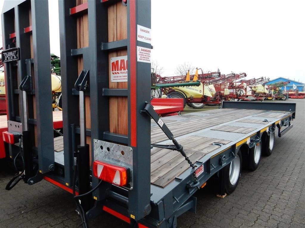 PKW-Anhänger des Typs Oleo Mac 3 akslet maskintrailer Kærre til lastbil, Gebrauchtmaschine in Ringe (Bild 10)