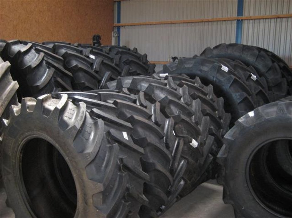 Reifen des Typs BKT 650/65R42 Nye, Gebrauchtmaschine in Rødekro (Bild 1)