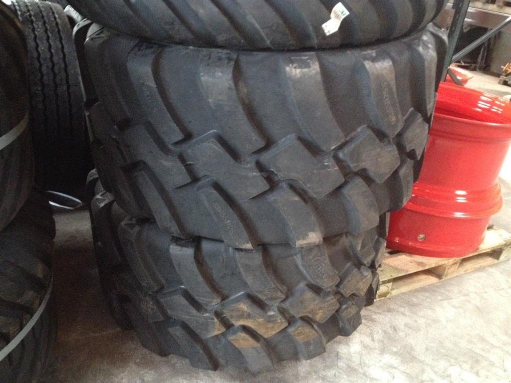 Reifen des Typs BKT 600/55R26.5 FL 630, Gebrauchtmaschine in Rødekro (Bild 1)
