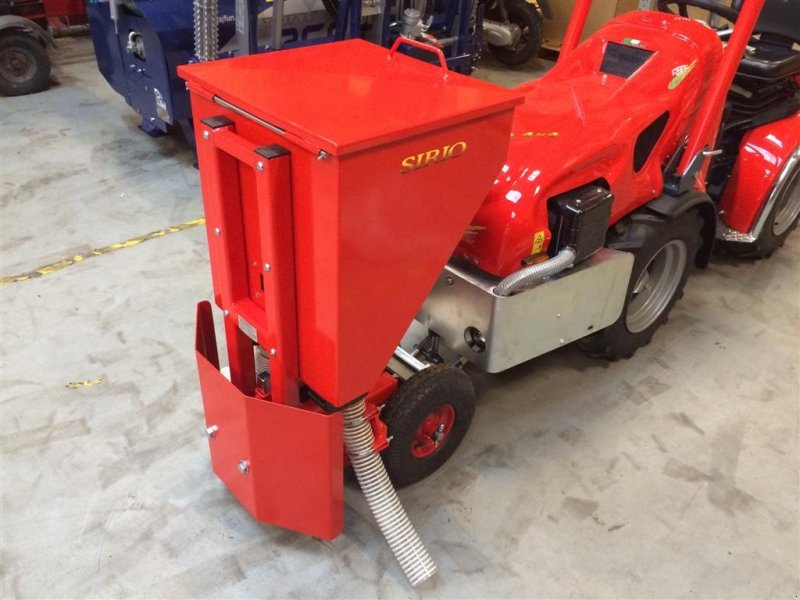 Sonstige Forsttechnik des Typs Fort & Pegoraro Gødningsudlægger Til frontmontering, Gebrauchtmaschine in Holstebro (Bild 1)