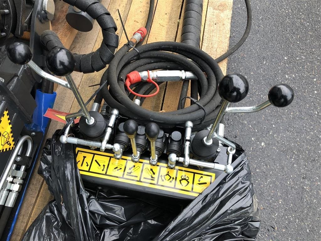 Sonstige Bagger & Lader des Typs Koskelo Forest 5,3 M Stærk kran til konkurrencedygtig pris, Gebrauchtmaschine in Holstebro (Bild 4)