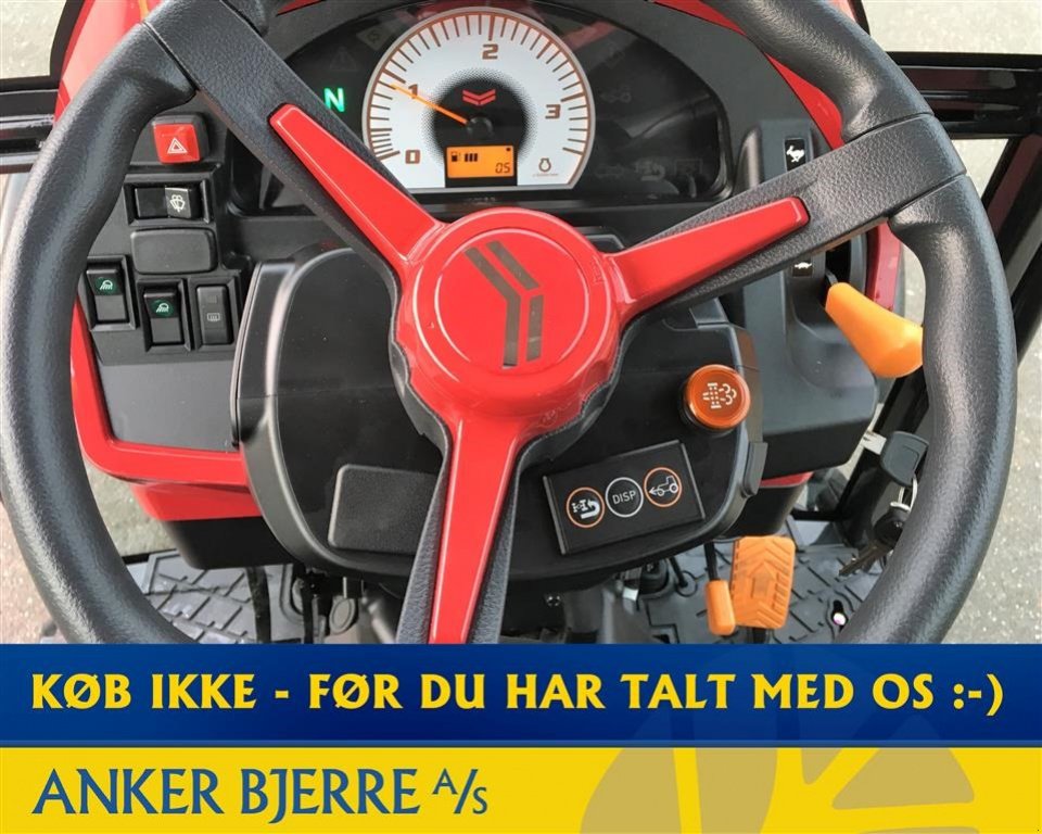 Geräteträger des Typs Yanmar YT 235H 4WD inkl. frontlift med PTO og 130 cm GMR fejemaskine, Gebrauchtmaschine in Holstebro (Bild 5)