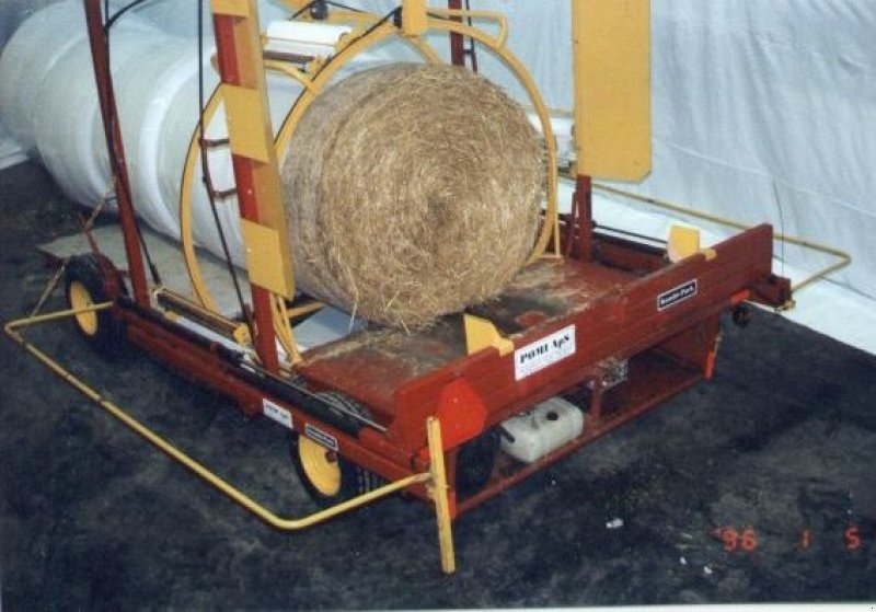 Ballenwickler des Typs Pomi Kombi-Pack Fabriksny, Gebrauchtmaschine in Nørager (Bild 1)