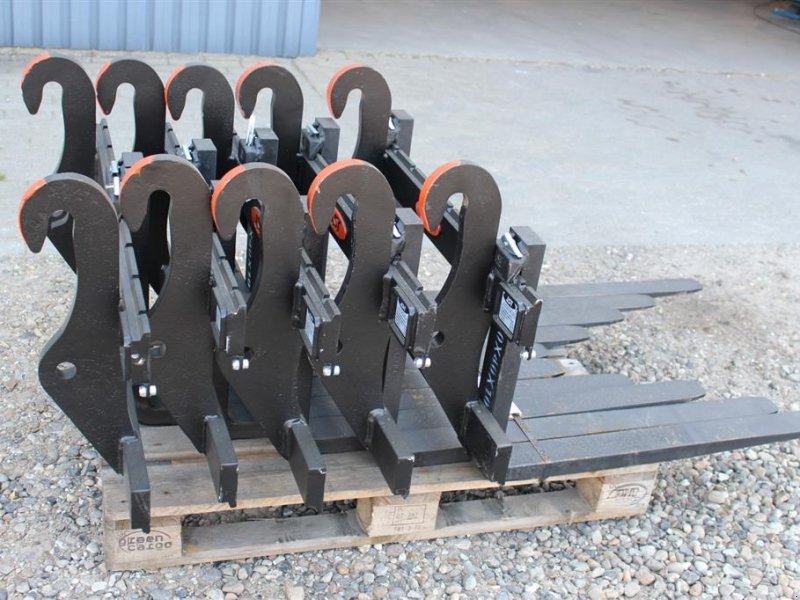 Kompaktlader des Typs Schäffer Pallegafler JST, Gebrauchtmaschine in Hadsten (Bild 1)