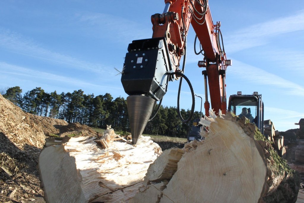 Holzspalter des Typs Reil & Eichinger KS 1500, Neumaschine in Nittenau (Bild 13)