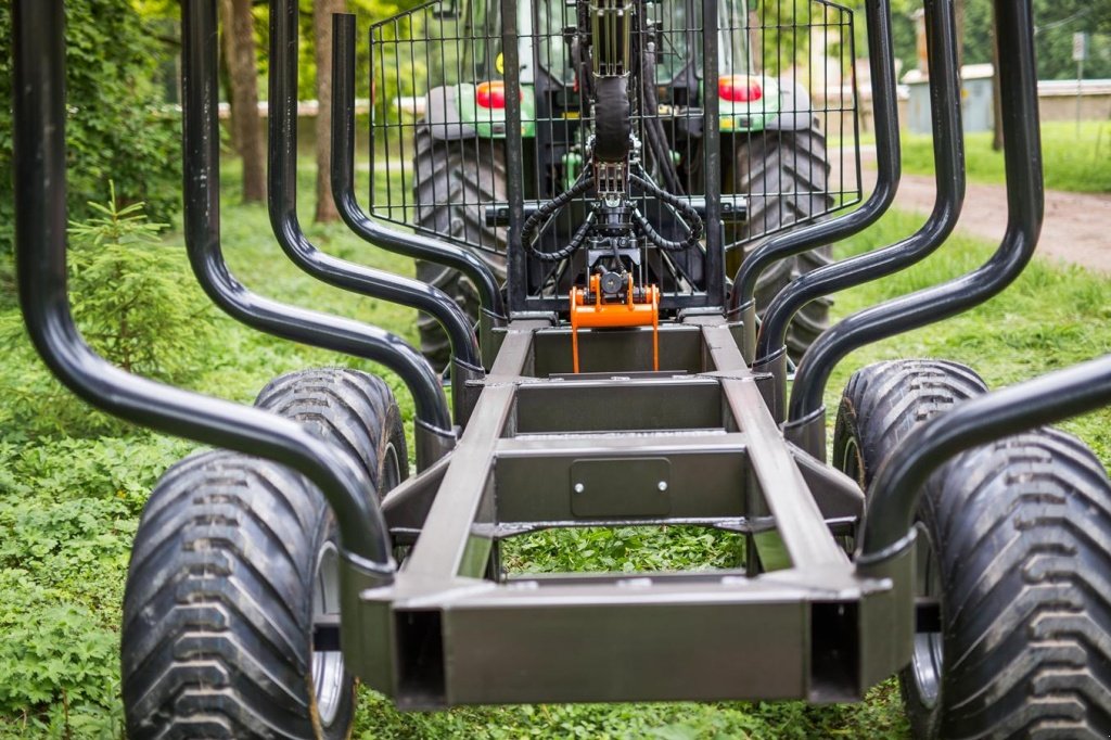 Rückewagen & Rückeanhänger des Typs Reil & Eichinger BMF 10T2/720 und 10T2/720 PRO, Neumaschine in Nittenau (Bild 9)
