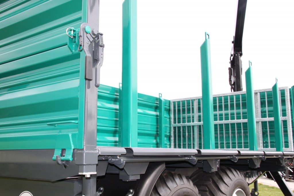 Rückewagen & Rückeanhänger des Typs Reil & Eichinger Kipper mit Kran 8TDK/720, Neumaschine in Nittenau (Bild 2)