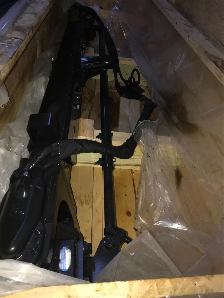 Mähdrescher des Typs Massey Ferguson 4wd Aksel Komplet til eftermontering, Gebrauchtmaschine in Middelfart (Bild 4)