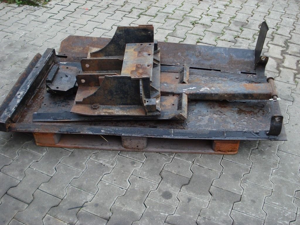 Schneeräumschild des Typs Hydrac Schneepflugplatte-Bodenplatte Same Explorer 80, Gebrauchtmaschine in Judenburg (Bild 1)