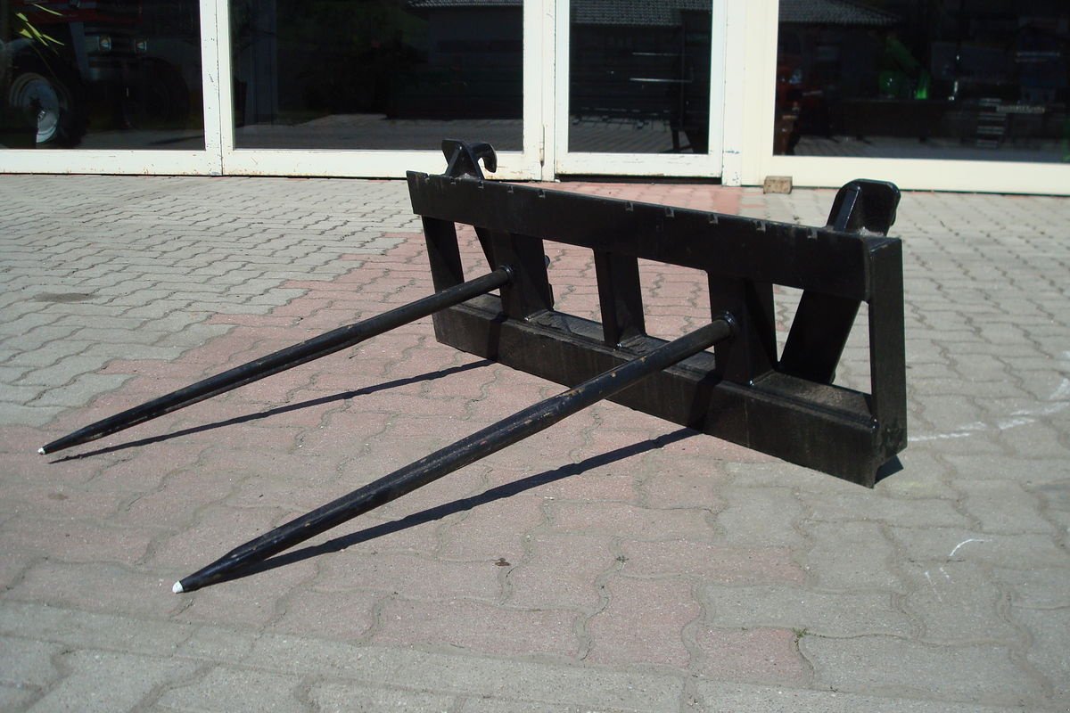 Frontladerzubehör des Typs Sonstige Ballenspieß, Gebrauchtmaschine in Judenburg (Bild 2)