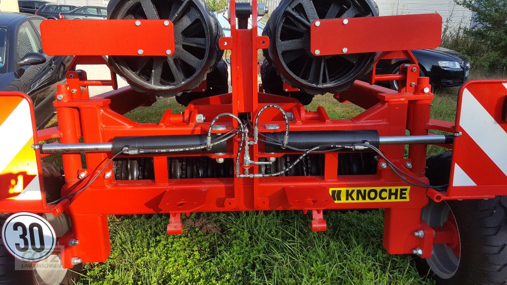 Packer & Walze des Typs Knoche CW D 51 9280 mit EBE nach StVZO, Neumaschine in Schwabach Wolkersdorf (Bild 3)