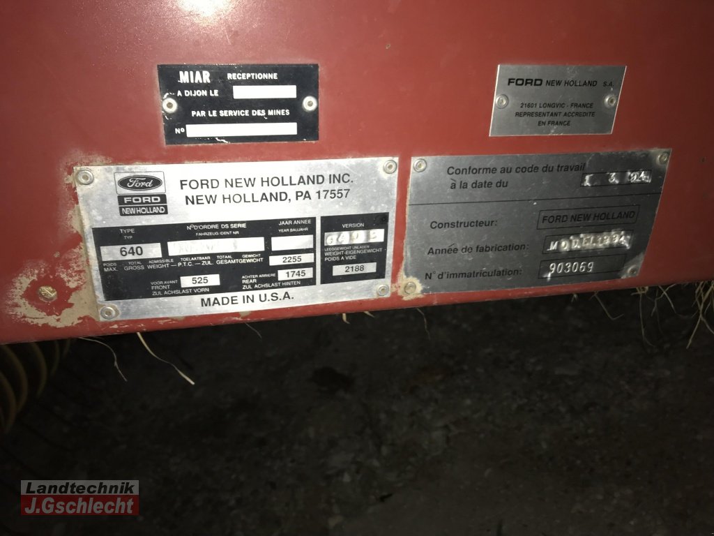 Rundballenpresse des Typs New Holland 640 B Bale Command, Gebrauchtmaschine in Mühldorf (Bild 3)