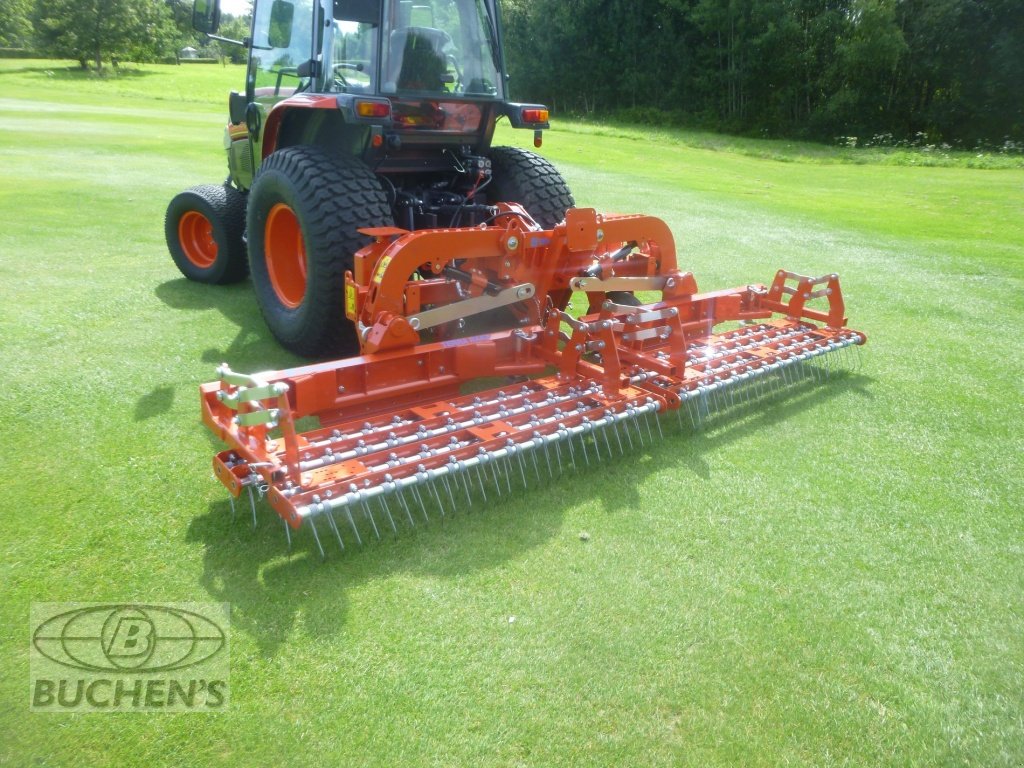 Pflegefahrzeug & Pflegegerät des Typs Wiedenmann Terra Rake 350 Neu, Neumaschine in Olpe (Bild 3)