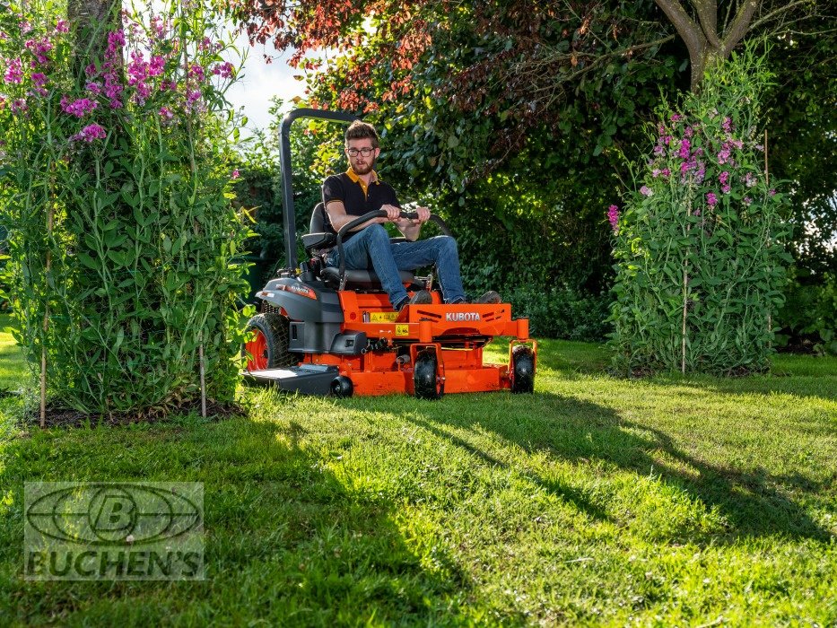 Sitzrasenmäher des Typs Kubota Z1-421, Neumaschine in Olpe (Bild 17)