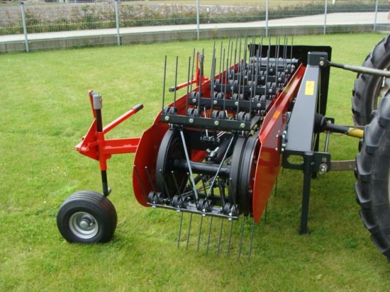 Schwader des Typs SIP 165/3 - 204 - 234 - 254 - 274, Neumaschine in Noordwijkerhout (Bild 2)