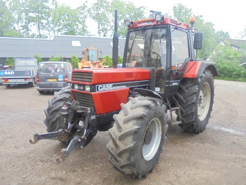 Case IH 1056 xl Traktor - technikboerse.at