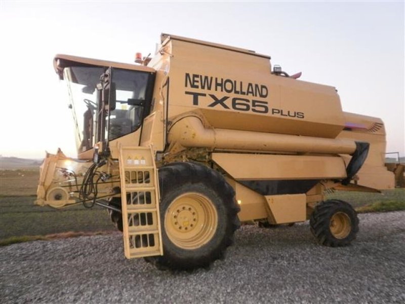 Mähdrescher des Typs New Holland Mejetærskere købes, Gebrauchtmaschine in Rødekro (Bild 1)