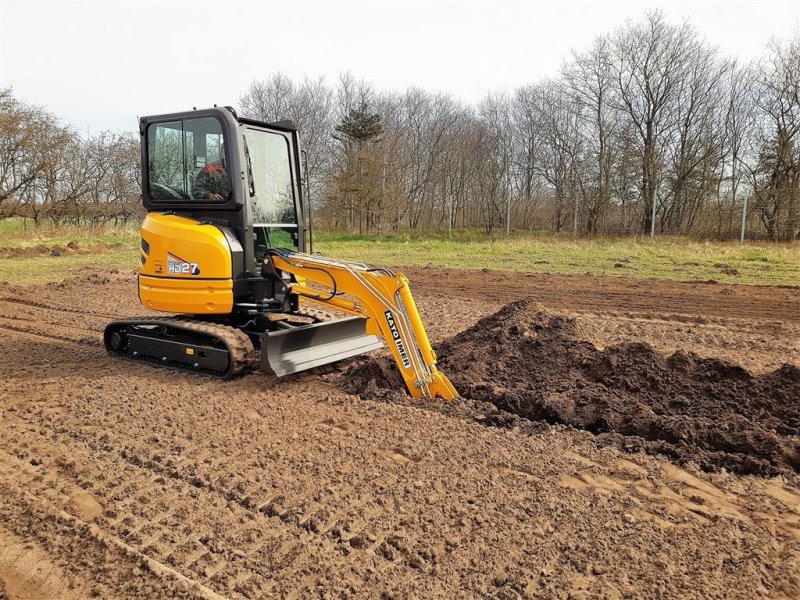 Bagger des Typs Kato 27V5, Gebrauchtmaschine in Ribe (Bild 1)