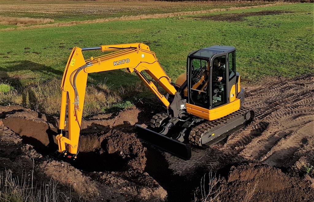 Bagger des Typs IHI 85V5, Gebrauchtmaschine in Ribe (Bild 1)