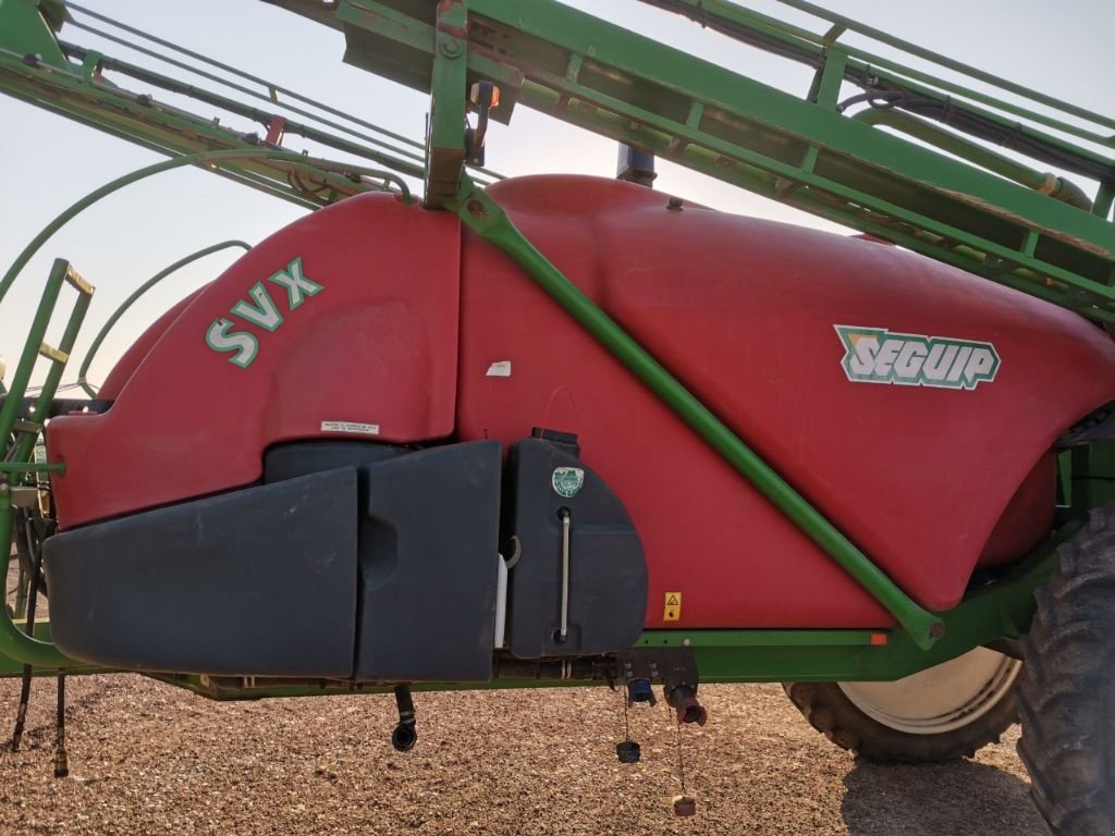 Feldspritze des Typs Sonstige SVX 400 S, Gebrauchtmaschine in SAINT LOUP (Bild 5)