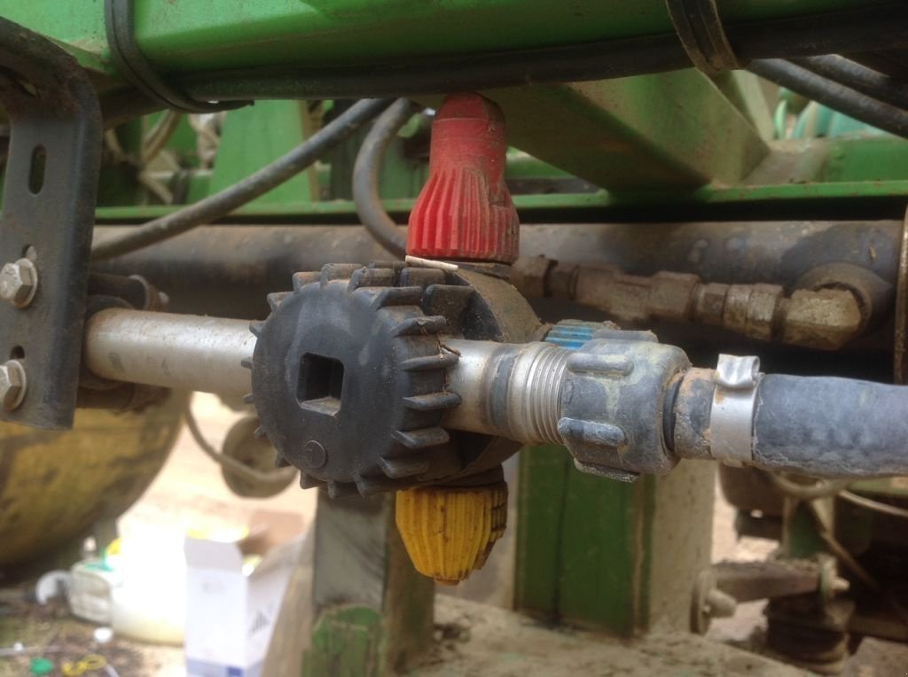 Feldspritze des Typs Sonstige SVX 400 S, Gebrauchtmaschine in SAINT LOUP (Bild 9)