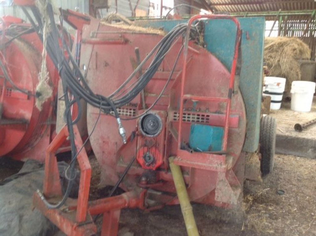 Siloentnahmegerät & Verteilgerät des Typs Jeantil DP 3000, Gebrauchtmaschine in SAINT LOUP (Bild 1)