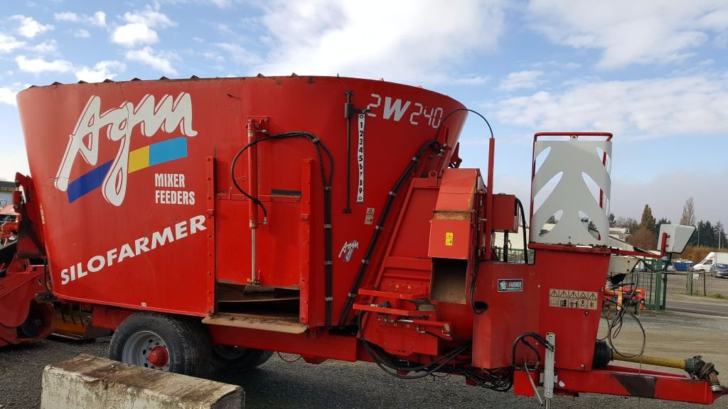 Futtermischwagen des Typs AGM 2 W 240, Gebrauchtmaschine in CIVENS (Bild 1)