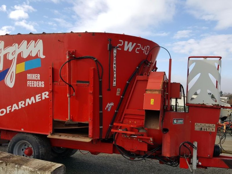 Futtermischwagen des Typs AGM 2 W 240, Gebrauchtmaschine in CIVENS (Bild 1)