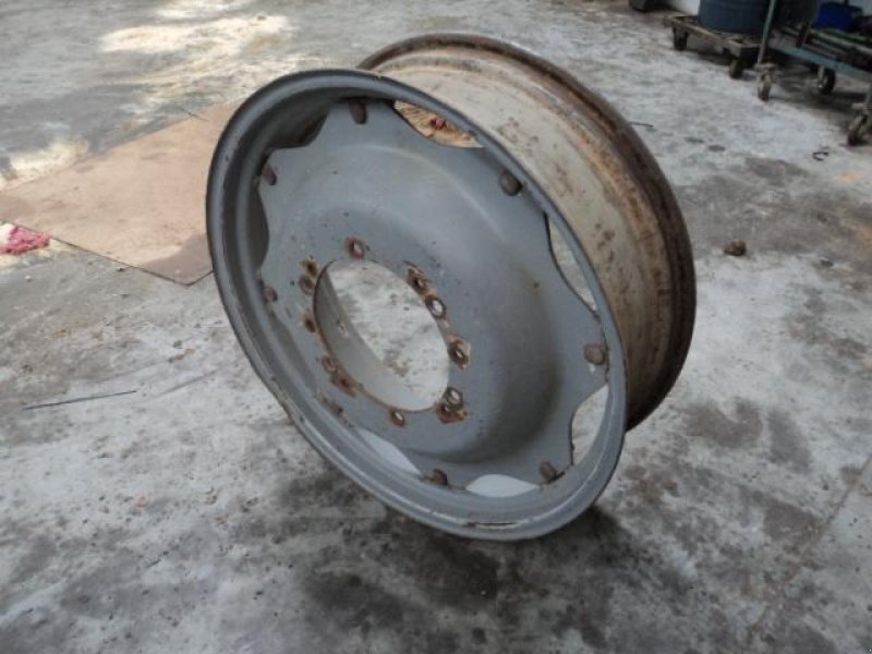 Sonstige Räder & Reifen & Felgen des Typs Titan JANTE W10X32, Gebrauchtmaschine in MOULLE (Bild 6)