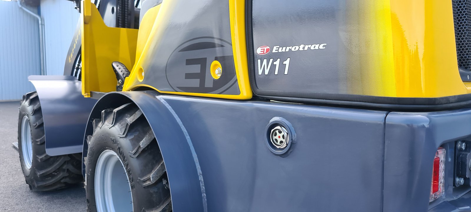 Radlader des Typs Eurotrac W11, Neumaschine in Gnevkow (Bild 3)