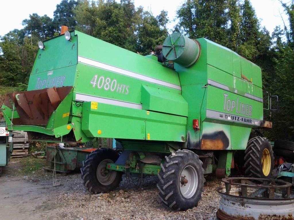 Mähdrescher des Typs Deutz-Fahr 4080 HTS, Gebrauchtmaschine in BLESMES (Bild 3)