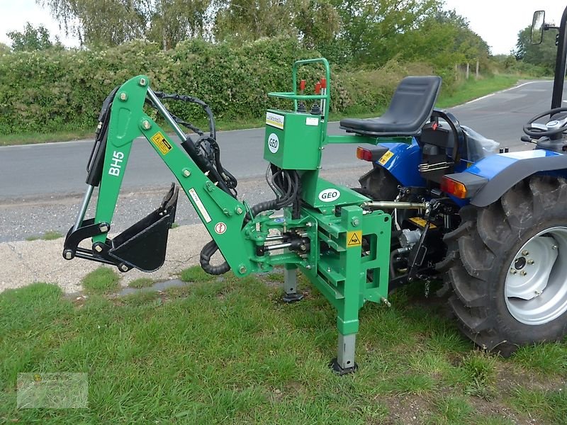 Bagger des Typs Vemac BH5 Heckbagger Anbaubagger Bagger Neu Traktor, Neumaschine in Sülzetal OT Osterweddingen (Bild 1)