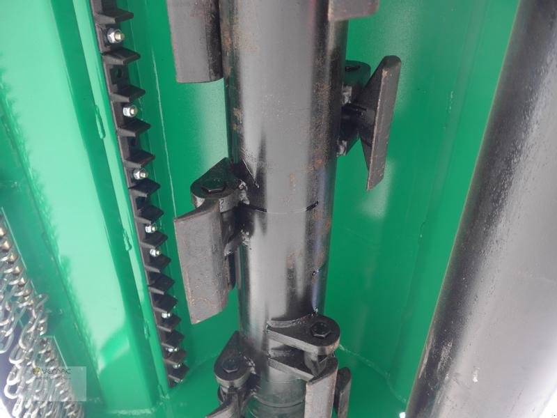 Mulcher des Typs Vemac AG 220cm Mulcher Schlegelmulcher Frontmulcher Hammerschlegel, Neumaschine in Sülzetal OT Osterweddingen (Bild 4)