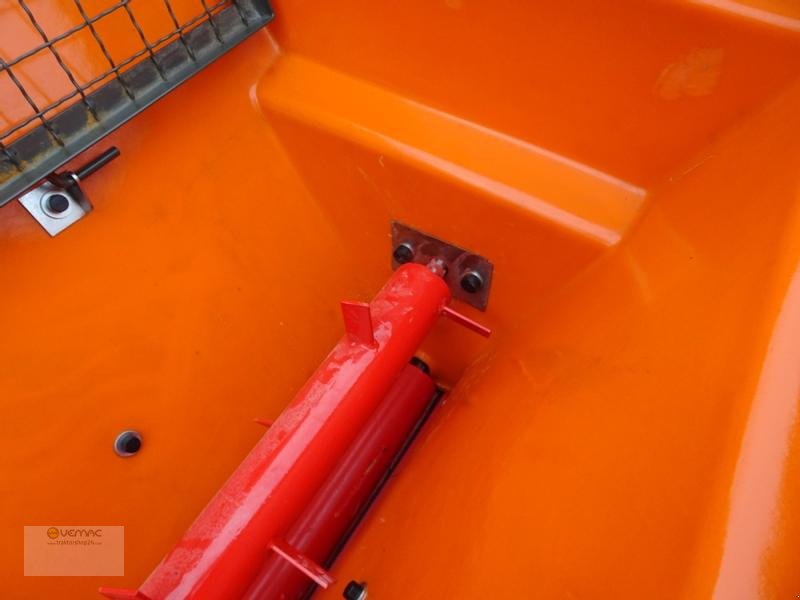 Schneepflug des Typs Dexwal Kastenstreuer Salzstreuer Walzenstreuer Streuer ATV Quad NEU, Neumaschine in Sülzetal OT Osterweddingen (Bild 8)