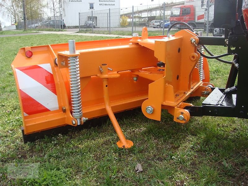 Schneepflug des Typs Geo Schneeschild Schneepflug Schneeschieber 240cm NEU, Neumaschine in Osterweddingen / Magdeburg (Bild 6)