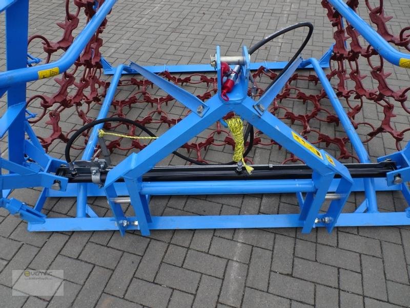 Wiesenegge des Typs Vemac Wiesenschleppe Schleppe Egge 6m  4reihig Hydraulik NEU, Neumaschine in Sülzetal OT Osterweddingen (Bild 4)