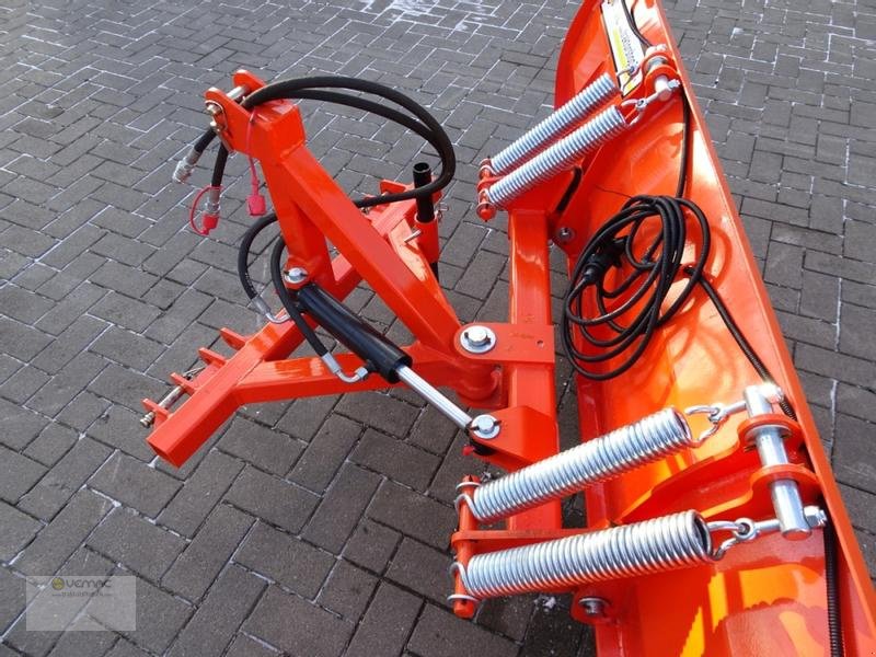 Schneepflug des Typs Vemac Smart 180 180cm Schneeschild Schneeschieber Schneepflug Neu, Neumaschine in Sülzetal OT Osterweddingen (Bild 13)