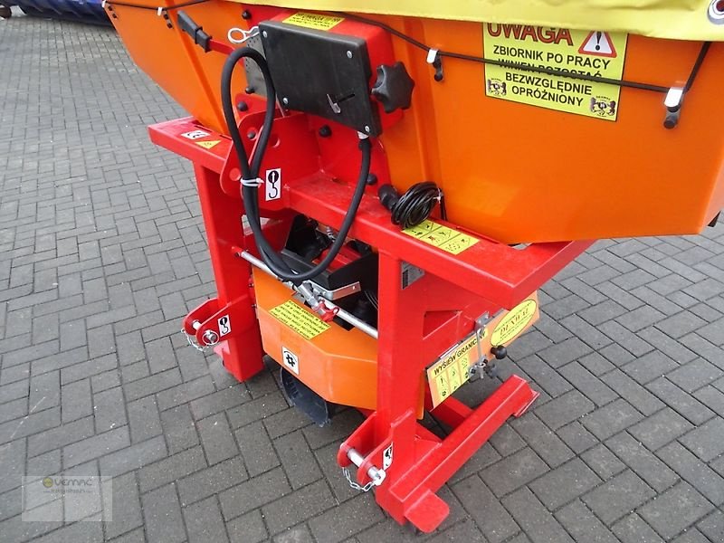 Schneepflug des Typs Dexwal PK1200 850L Streuer Salzstreuer Düngerstreuer Winterdienst, Neumaschine in Sülzetal OT Osterweddingen (Bild 7)