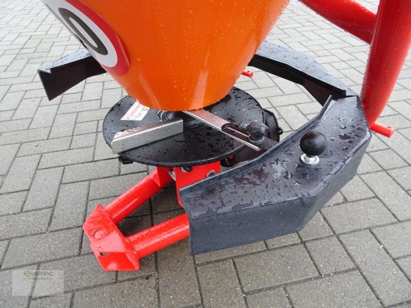 Schneepflug des Typs Dexwal 300L Kommunal Streuer Salzstreuer Trichterstreuer NEU, Neumaschine in Sülzetal OT Osterweddingen (Bild 16)
