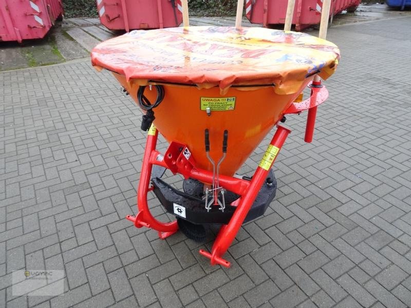 Schneepflug des Typs Dexwal 300L Kommunal Streuer Salzstreuer Trichterstreuer NEU, Neumaschine in Sülzetal OT Osterweddingen (Bild 9)